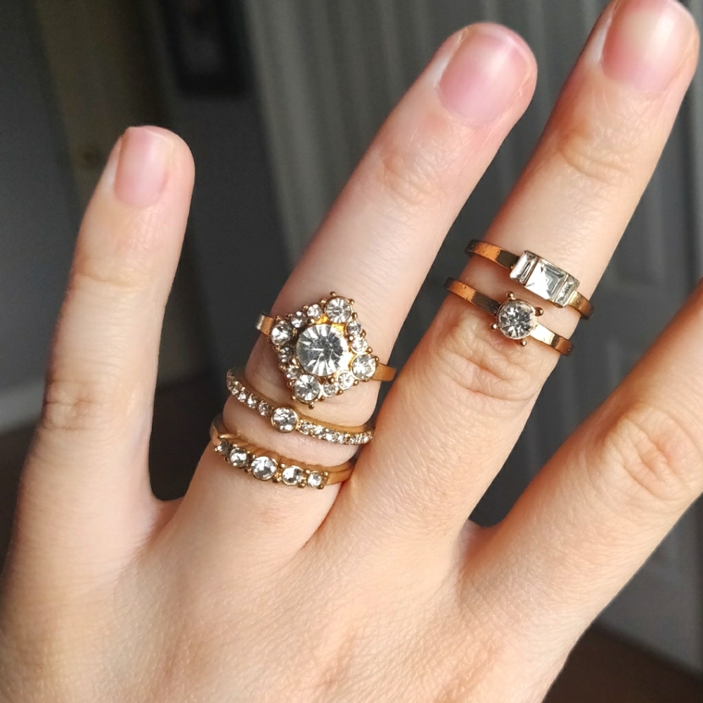Gold rings stack of 5